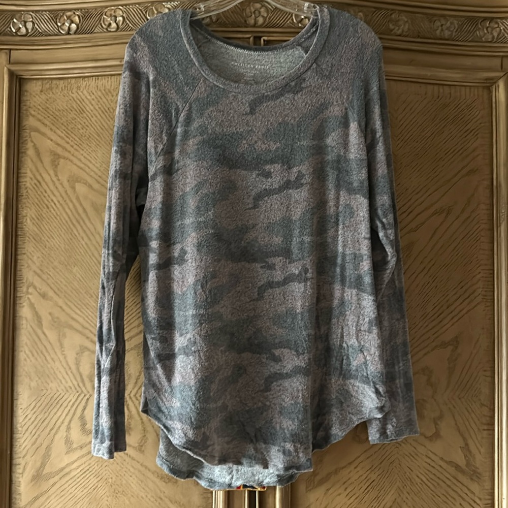 American Eagle Soft & Sexy Plush Top